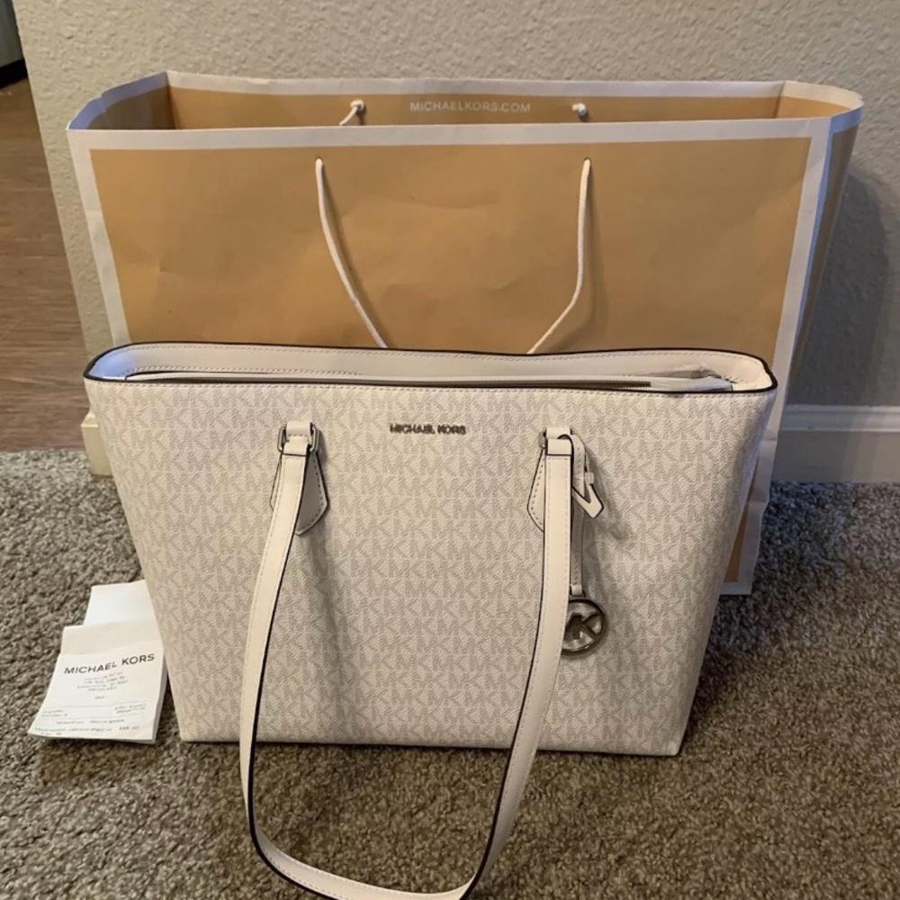 Michael Kors “Sheila” Optic White Large Tote *NWT*